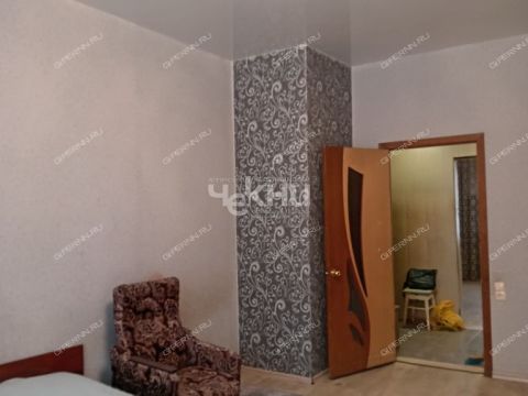 3-komnatnaya-rabochiy-poselok-gidrotorf-balahninskiy-municipalnyy-okrug фото