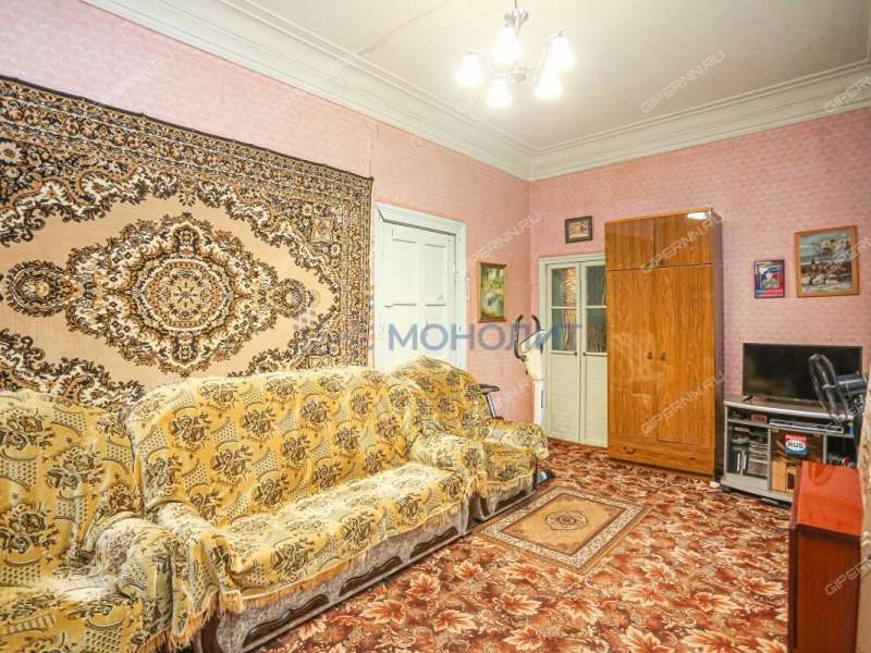 трёхкомнатная квартира на улице 50-летия Победы дом 6/2