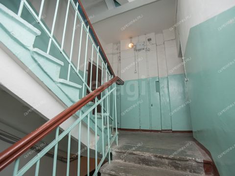 3-komnatnaya-ul-strazh-revolyucii-d-23 фото