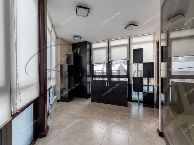 четырёхкомнатная квартира на Славянской улице дом 23