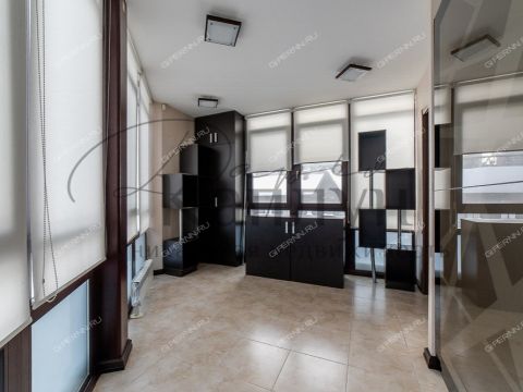 4-komnatnaya-ul-slavyanskaya-d-23 фото