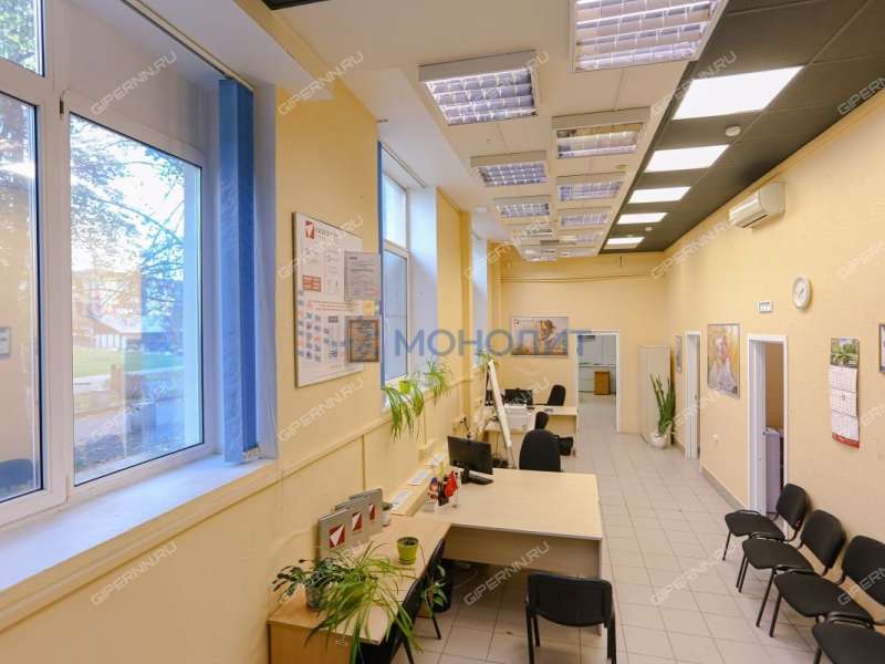 помещение под офис, торговую площадь на Большой Покровской улице